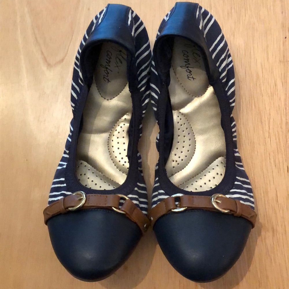 Ballet flats